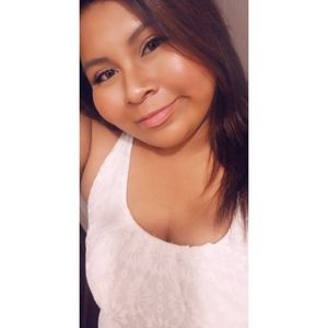 Meet your Posher, Sharis